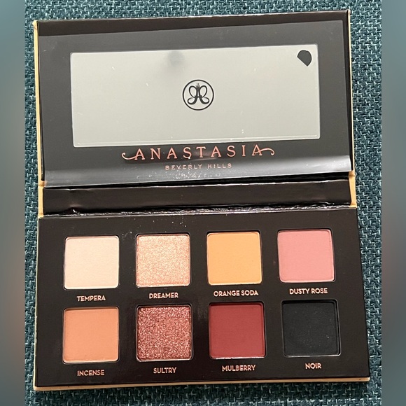 Anastasia Beverly Hills Other - Mini Anastasia Beverly Hills Soft Glam II Mini Eyeshadow Palette new no box.